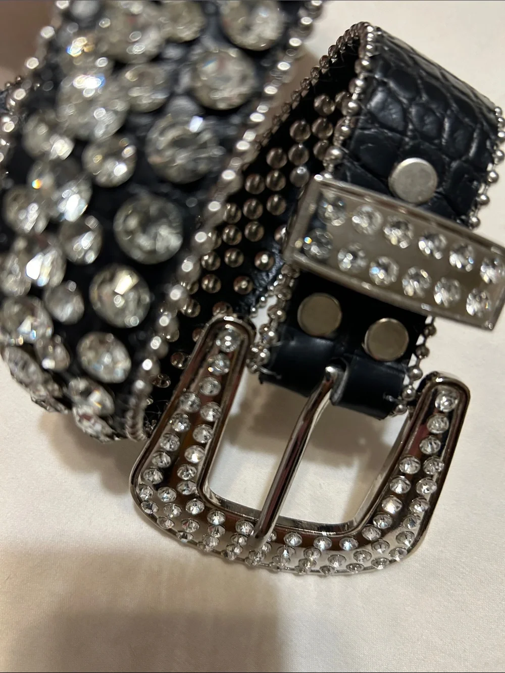Women's Black Crystal-Studded Leather Belt - Sparkling Accent